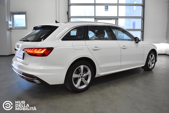 AUDI A4 Avant 40 g-tron S tronic